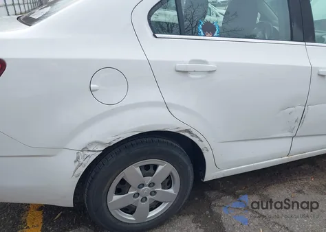 2016 Chevrolet Sonic Lt Auto из США, поврежденный, VIN 1G1JC5SH2G4105839